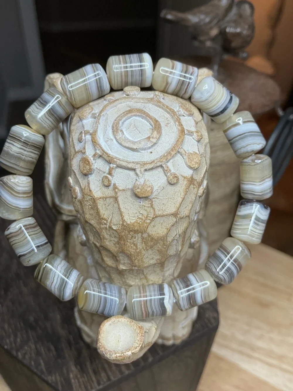 Mexican Crazy Lace Small Cylinder 8mm - Picture 2 of 2